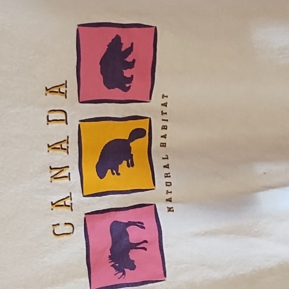 🌞 3/$20 Women's white T-shirt size large - Picture 3 of 5